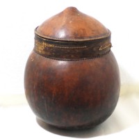 Kalebasse mit Deckel